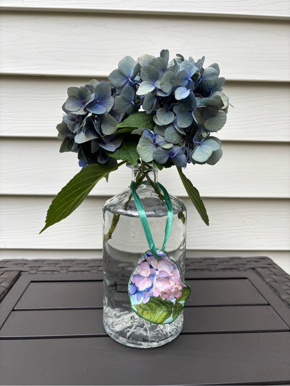 Handmade hydrangea decoupage shell ornament with vase